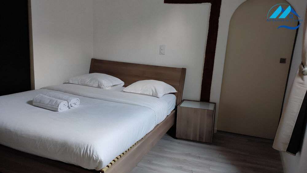 Location Appartement Location grand T2 meublé de 54 m2 Marseille 13001 Marseille 1