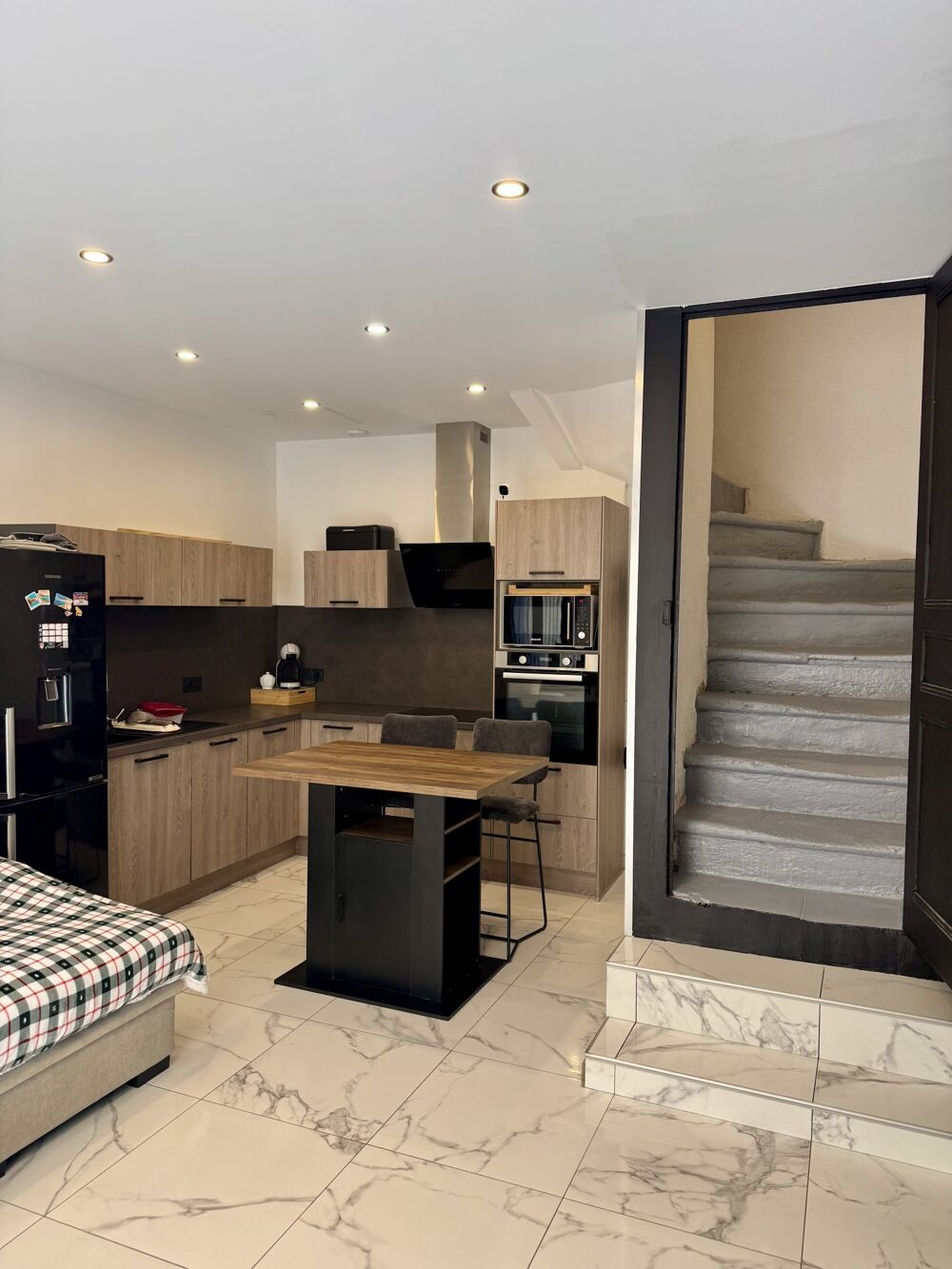 Vente Maison Charmante maison de ville entièrement rénovée – 67 m² – Lézignan-la-cèbe