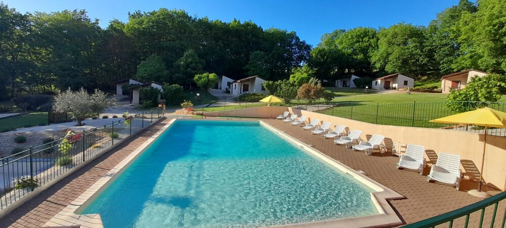 Vente Appartement Ensemble immobilier avec gîtes, restaurant, et piscine en plein Cuzorn