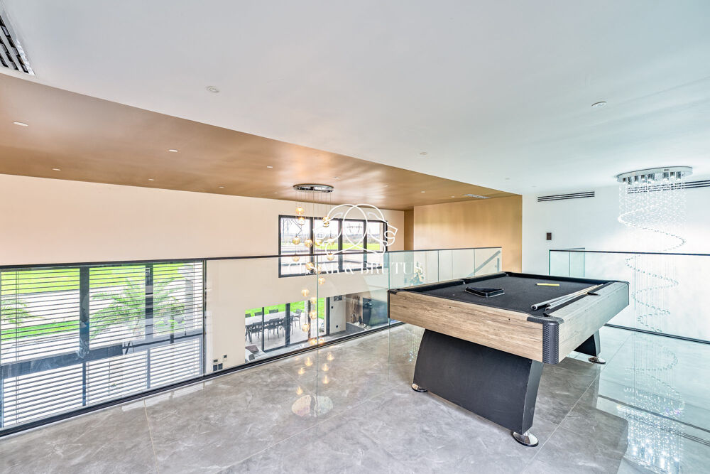  vendre  Maison Satolas-et-Bonce (38290)