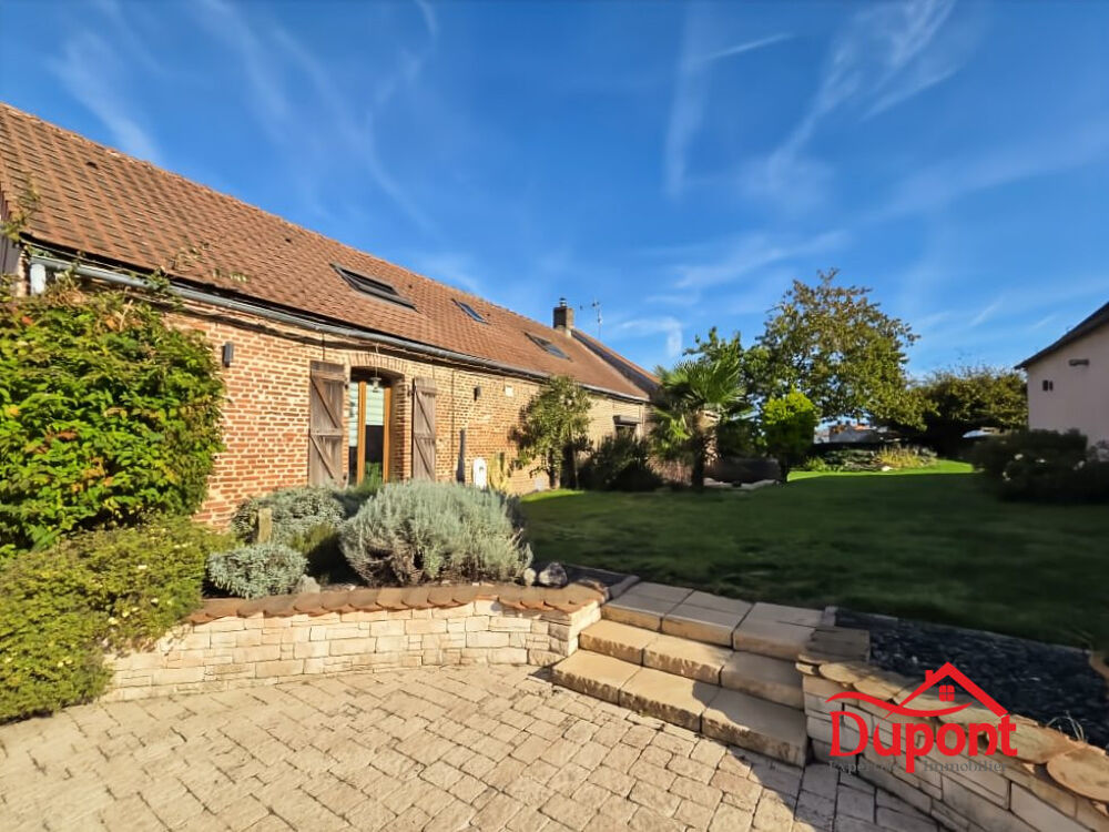 Maison Individuelle + dependances amenagée située a LIGNY EN C