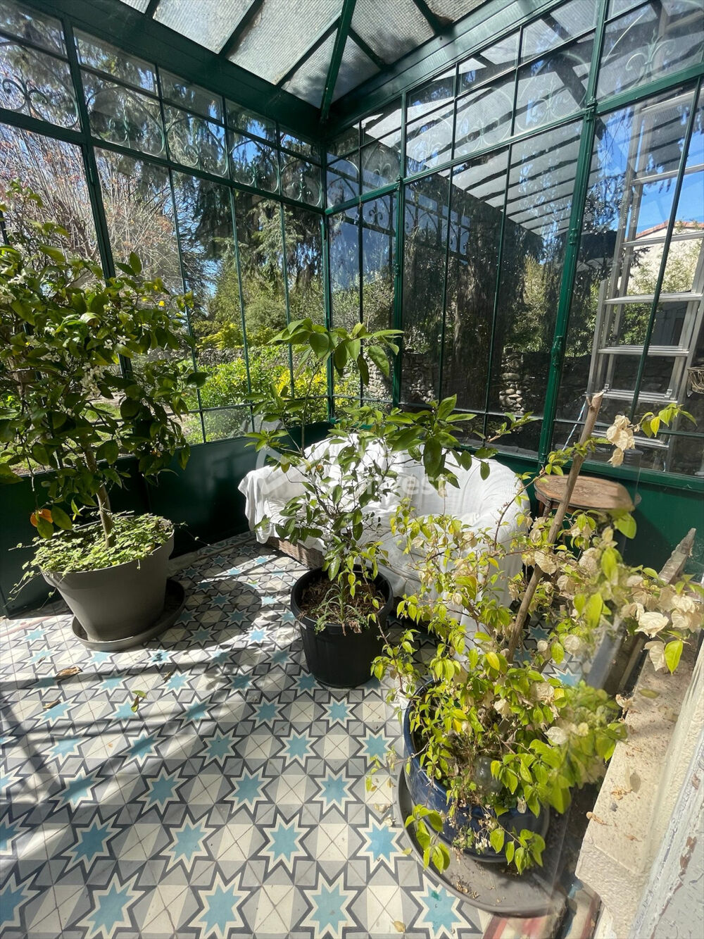 Charmante maison avec jardin et garage