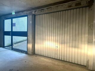  Parking / Garage à louer 15 m²