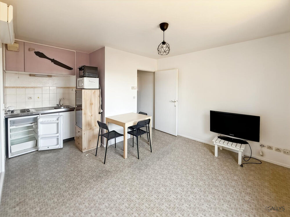Vente Appartement Studio Metz Devant-lès-Ponts 19,35 m², avec balcon et place de Metz