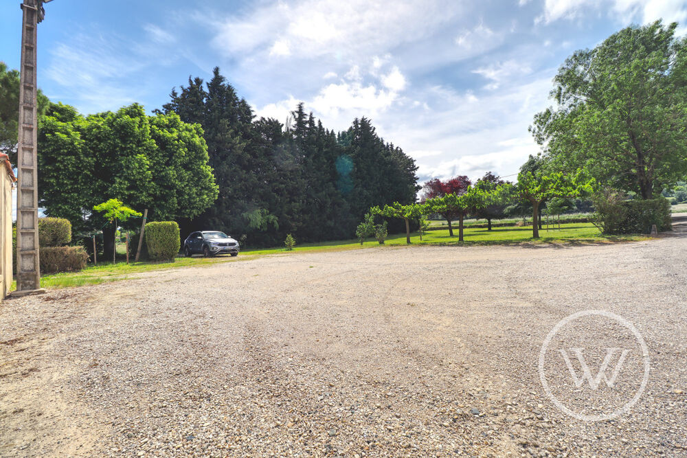 Maison T7 de 149,4m² avec dépendances, sur une parcelle de 301