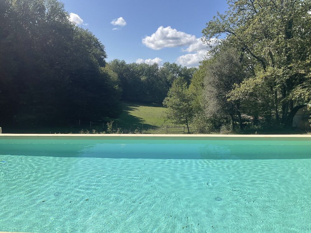 Propriété en pierre magnifiquement rénovée, à 5 minutes de