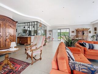  Maison � vendre 5 pi�ces 204 m�