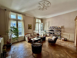  Appartement  vendre 6 pices 161 m Nantes