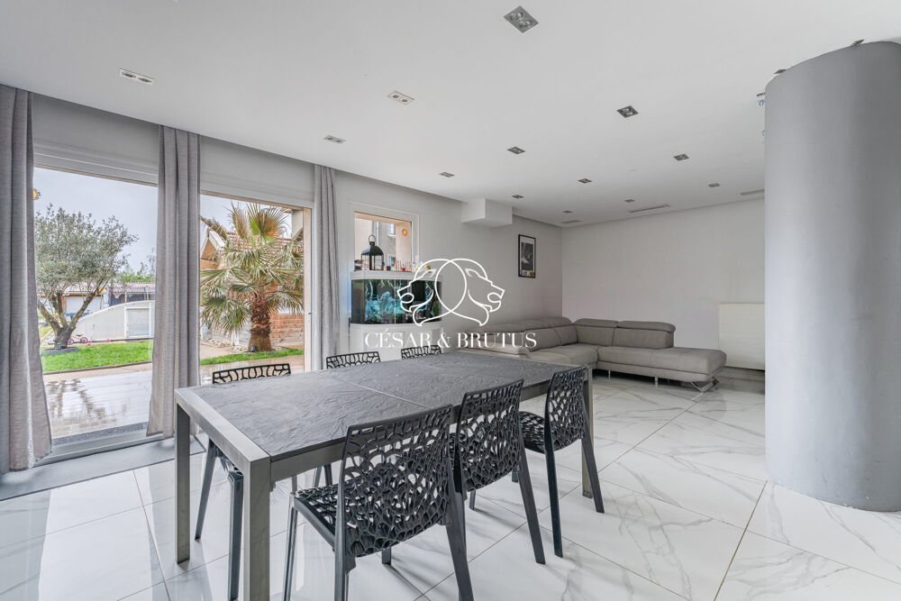 � vendre  Maison Vaulx-en-Velin (69120)