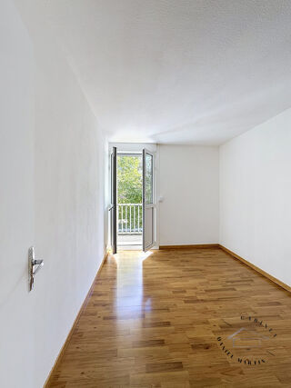 Vente Appartement APPARTEMENT T3 AVEC BALCON A VENDRE SUR BEGLES Bègles