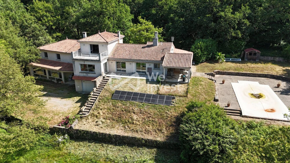 TRES BELLE PROPRIETE AU COEUR DE LA MONTAGNE NOIRE