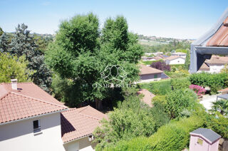  Appartement à vendre 6 pièces 136 m²