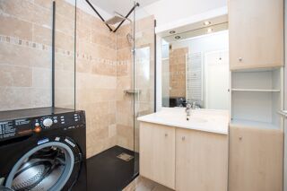  Appartement à louer 2 pièces 42 m²