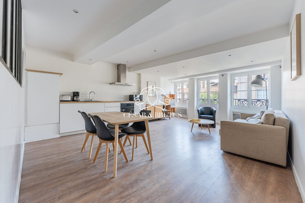 LYON 05 - Appartement T3 de 62 m² dans un immeuble de caractè