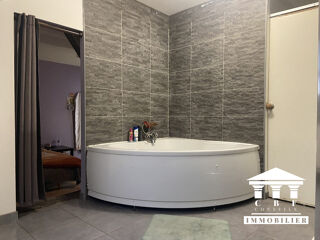  Immeuble � vendre 246 m�