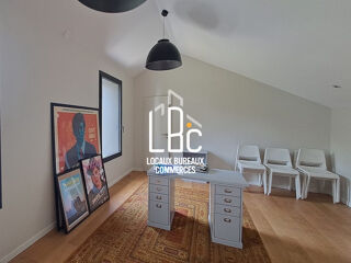   Nantes- Bureau à louer 323 m2 Nantes