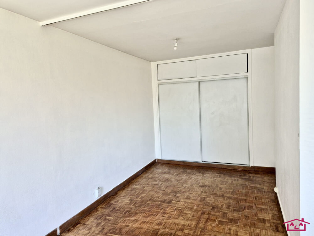 Location Appartement F1 AVEC BALCON TERRASSE Grenoble