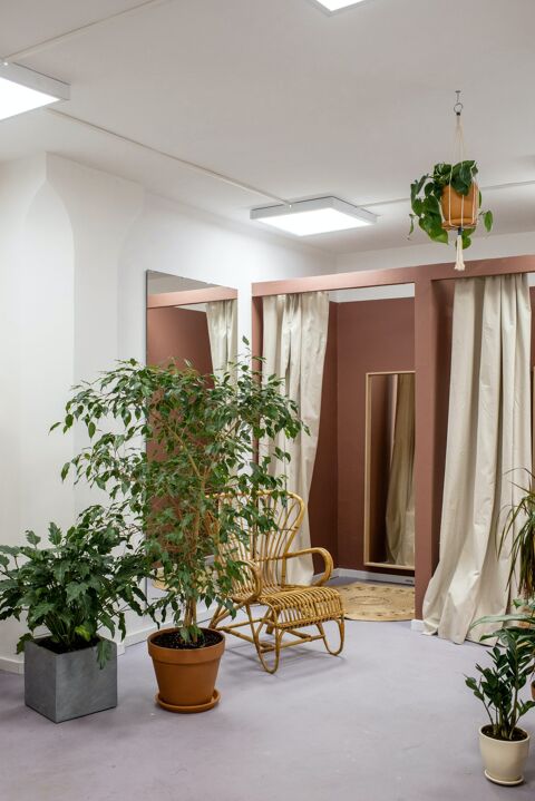 &Agrave; LOUER � Cellule commerciale fonctionnelle au sein d'un en 1034 56140 Saint-marcel