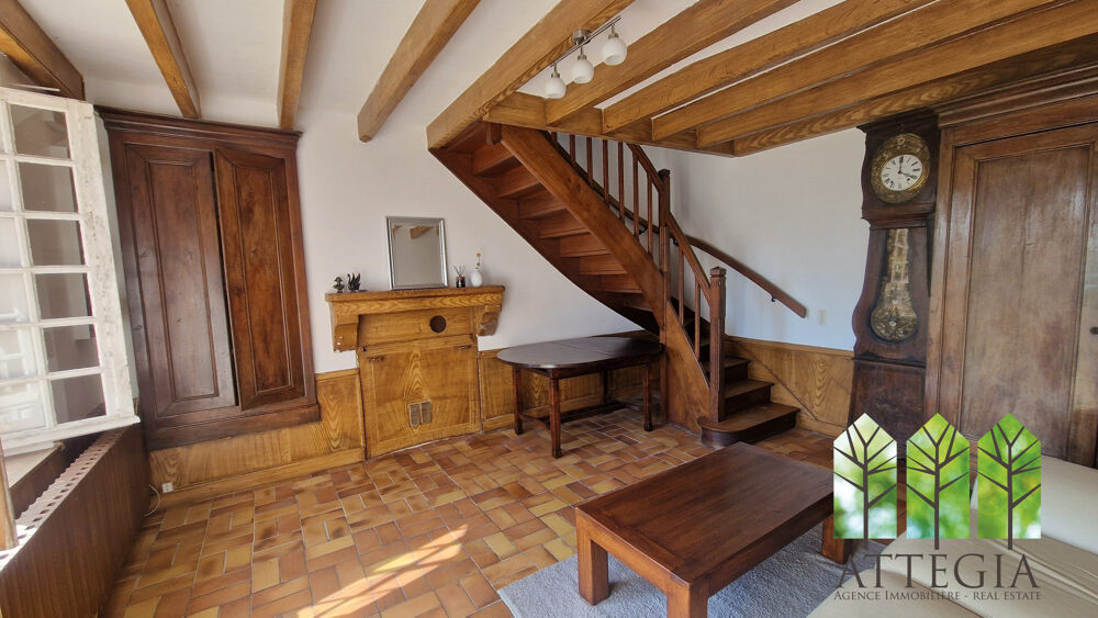Charmante maison de campagne avec jardin, dépendance et terrain