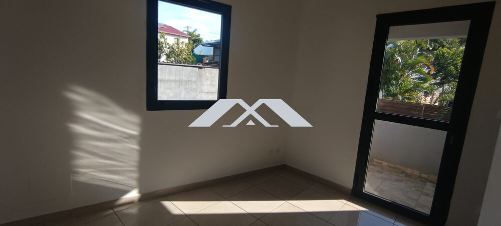 Location Maison Villa F4 Saint Pierre Saint-pierre