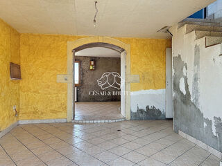  Maison  vendre 9 pices 184 m