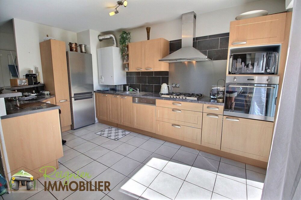 REIGNIER CENTRE  T3 en rez-de-jardin avec terrasse, jardin, g