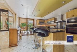  Maison à vendre 9 pièces 266 m²