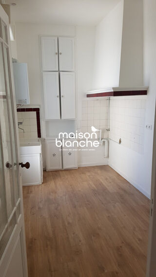  Appartement � louer 4 pi�ces 95 m�