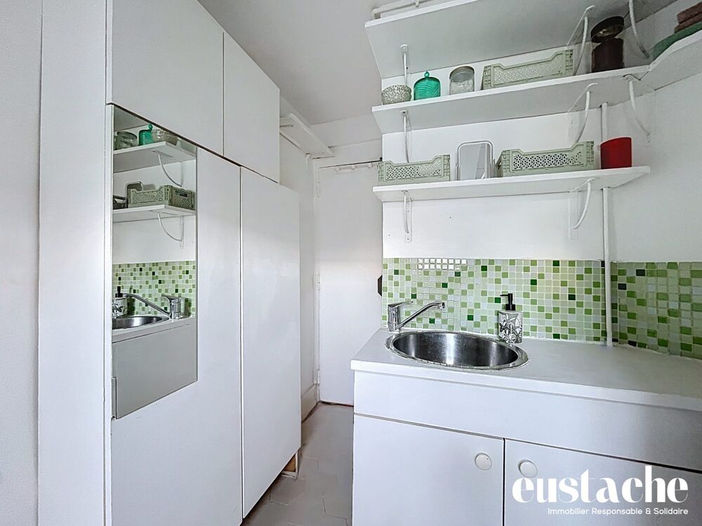 Vente Appartement Chambre de service au calme en dernier étage ! Paris 10