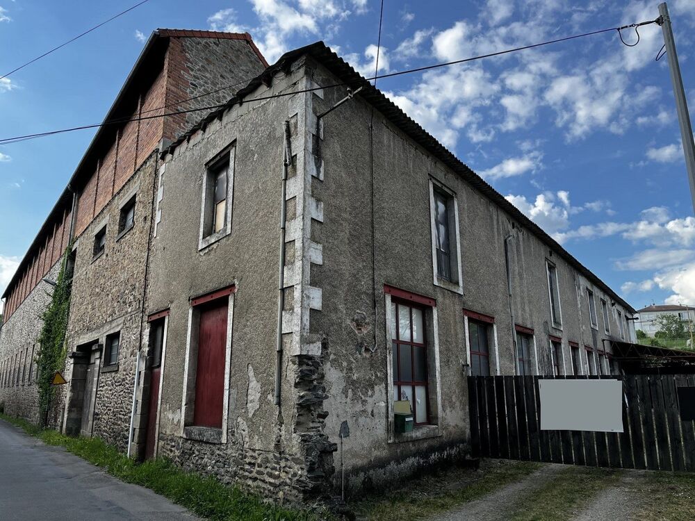   Vente d'un local professionnel d'une surface de 360 m² à SAINT 
