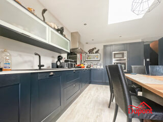  Maison � vendre 8 pi�ces 190 m�