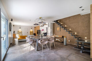  Maison � vendre 6 pi�ces 165 m�