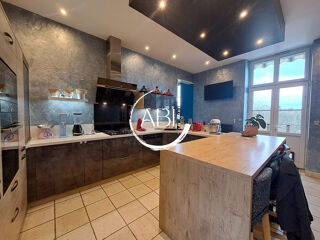  Maison à vendre 8 pièces 231 m²
