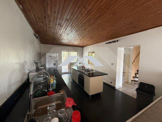  Maison � vendre 5 pi�ces 180 m�