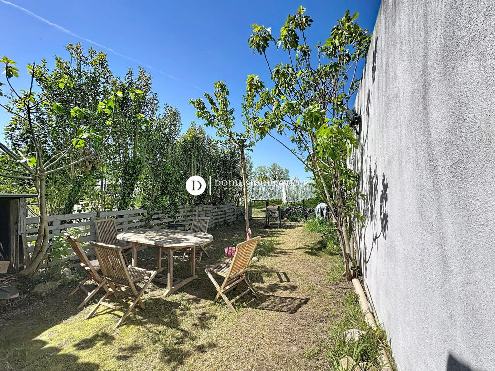 Partie de Mas avec jardin dans la campagne des Valayans