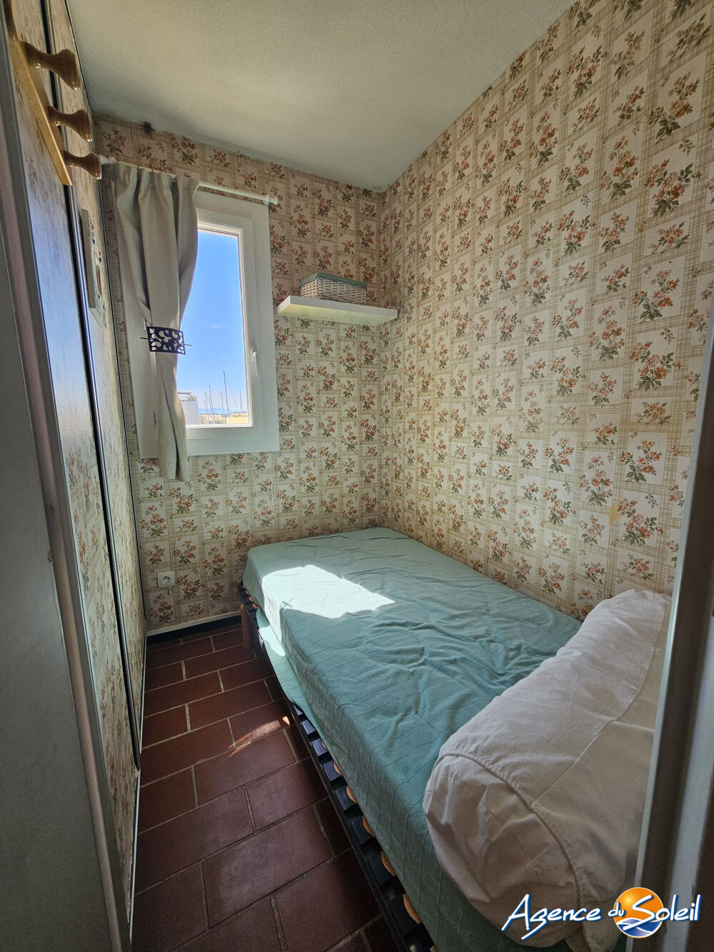 STUDIO + CABINE