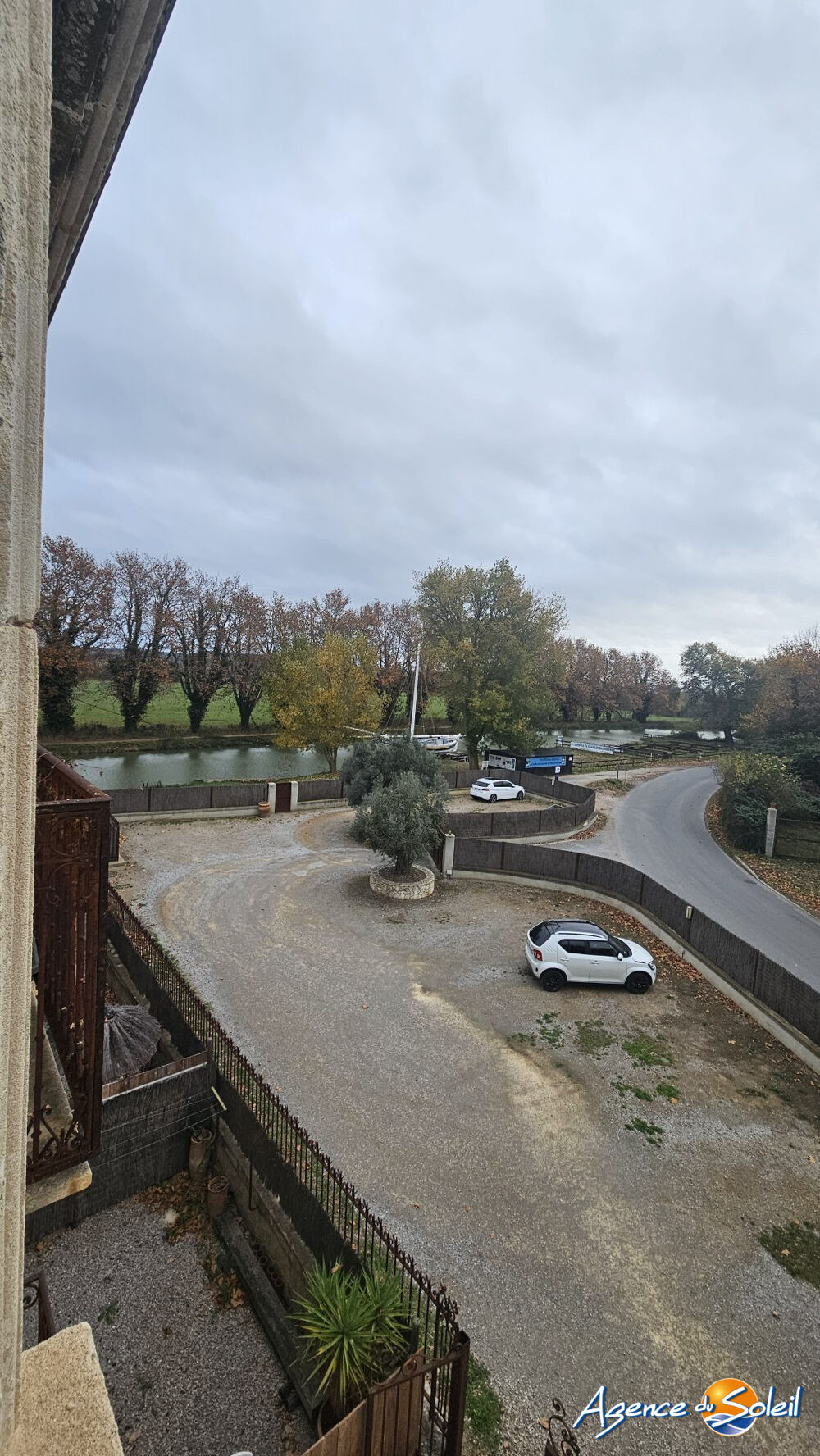APPARTEMENT DANS BELLE DEMEURE PROCHE CANAL MIDI