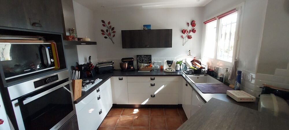 Vente Maison 3 Chambres, coin bureau, SDE, SDB, piscine hors sol Andernos-les-bains