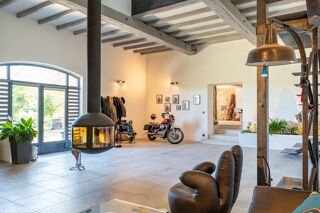  Maison à vendre 11 pièces 772 m²