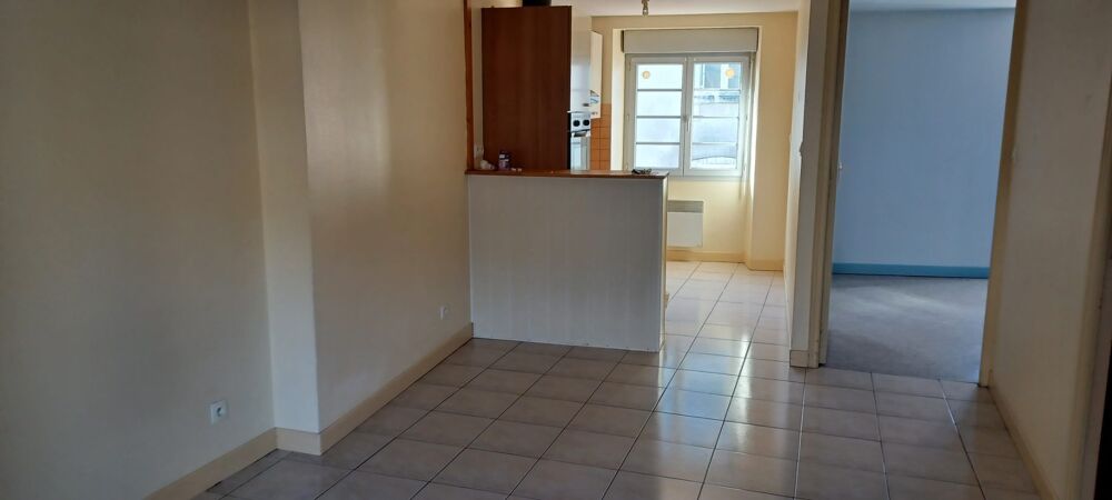 Location Appartement appartement centre bourg Chemillé-en-anjou