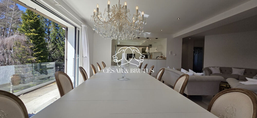 LE CHAMBON SUR LIGNON Maison T8 200 m2 sur 4455m2 de terrain con