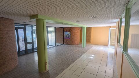Local commercial avec grande vitrine 1440 21000 Dijon