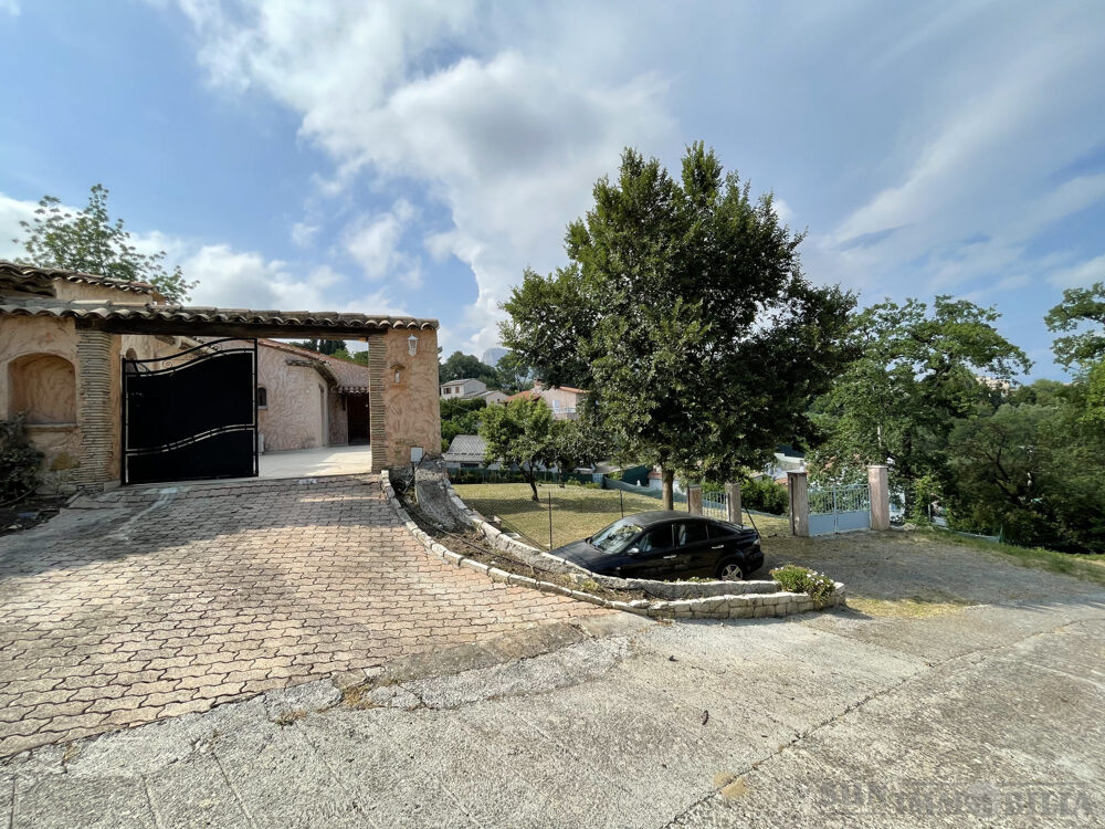 Vente Maison 06610 La Gaude – Maison familiale 280 m², piscine, jardin et La gaude