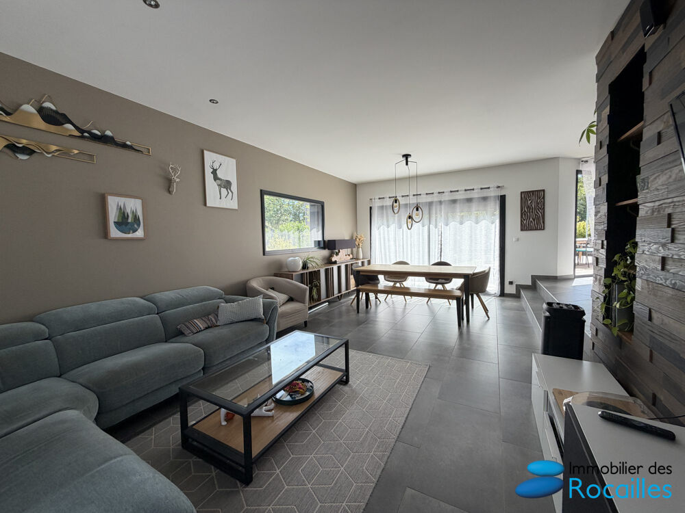 à vendre  Maison Pers-Jussy (74930)