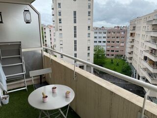  Appartement à louer 2 pièces 54 m² Villeurbanne