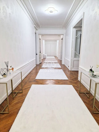  Appartement � vendre 8 pi�ces 266 m�