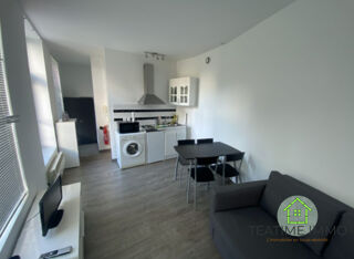  Appartement à louer 2 pièces 28 m²