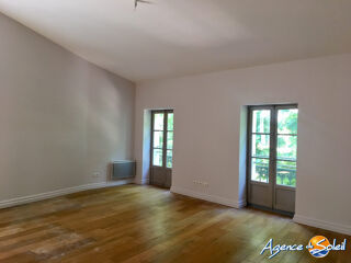  Appartement à louer 4 pièces 114 m²