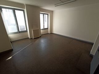   Location d'un plateau de bureaux de 130 m² à LIMOGES ! Limoges