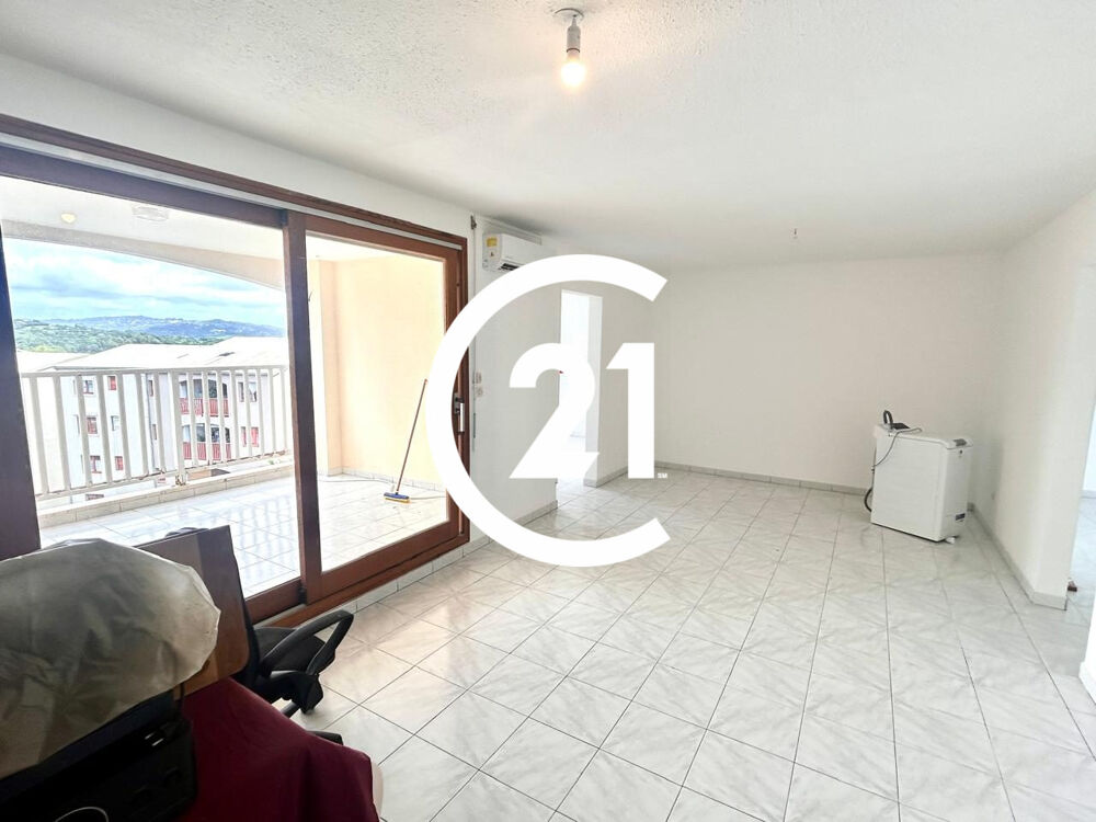 Vente Appartement appartement T3 Lamentin entiérement rénové Lamentin